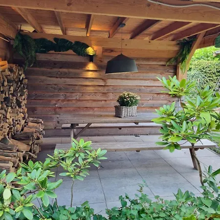 فندق مبيت وإفطار Tremele 4*